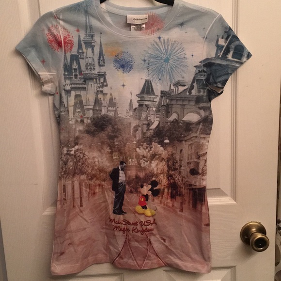 Disney Tops - Magic Kingdom t shirt